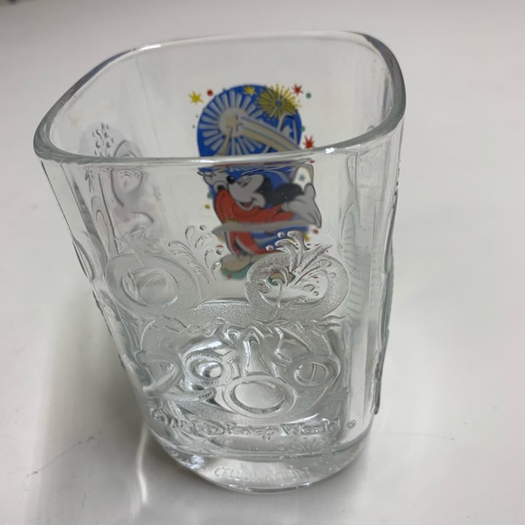 Mickey Mouse Collectors McDonald’s Glass - Picture 3 of 7